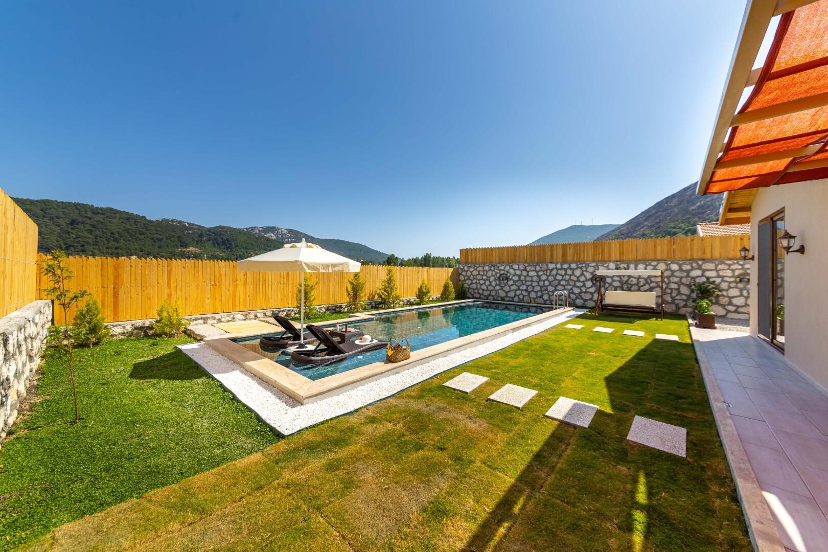 Villa Red — 7