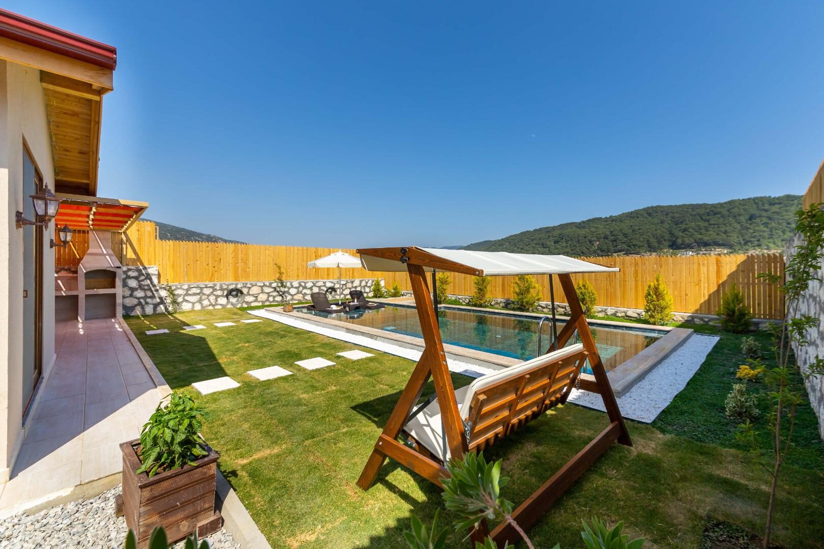 Villa Red — 9