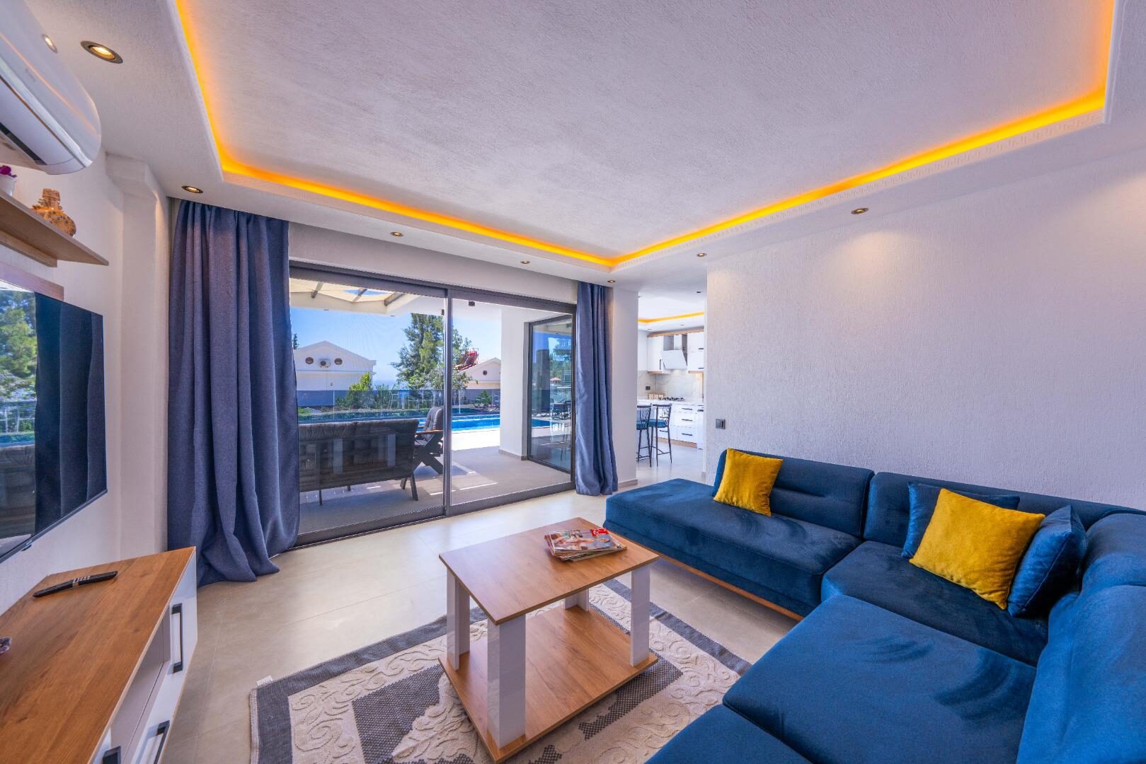 Villa Lovelet 2 — 70