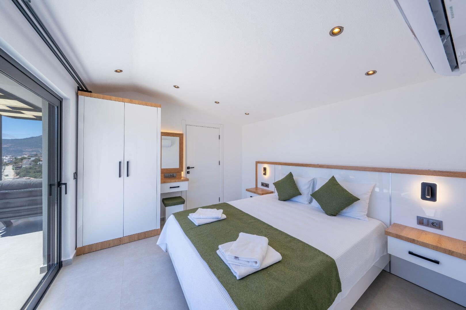 Villa Lovelet 2 — 89