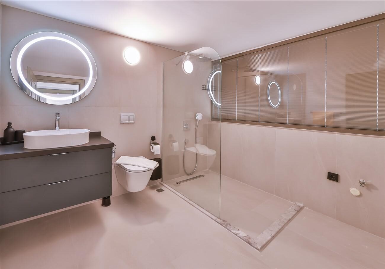 Villa Eliza — 60