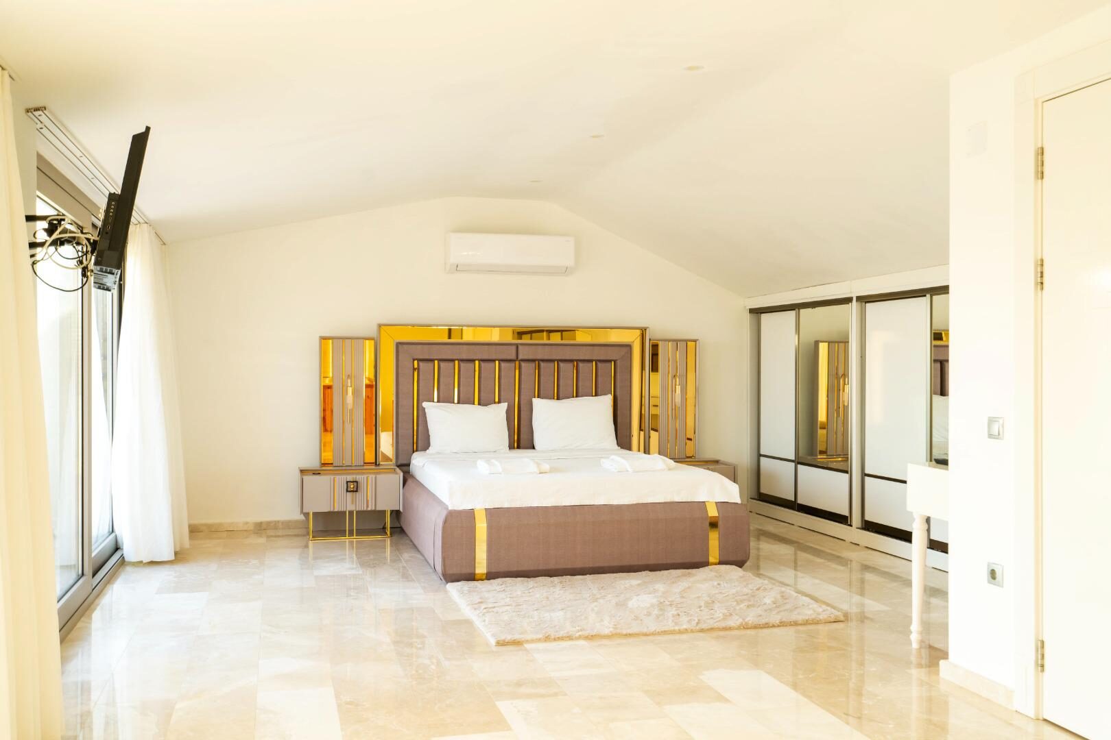 Villa Likapa 2 — 58