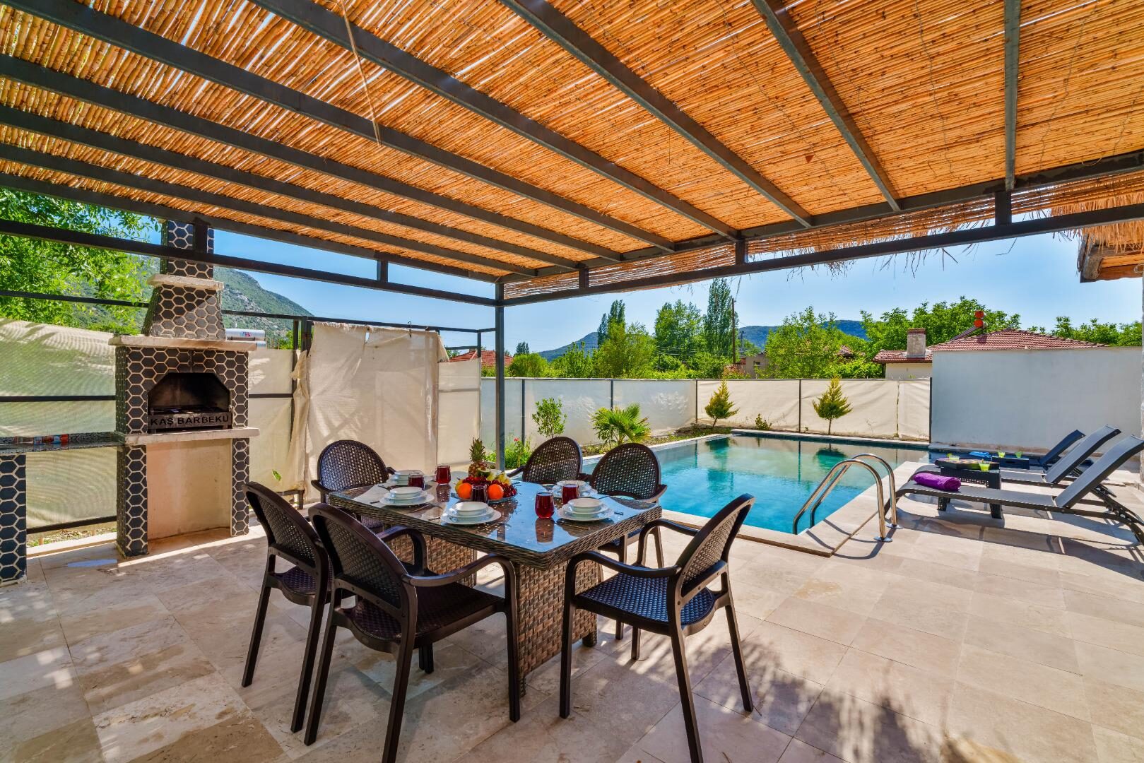 Villa Loya — 10