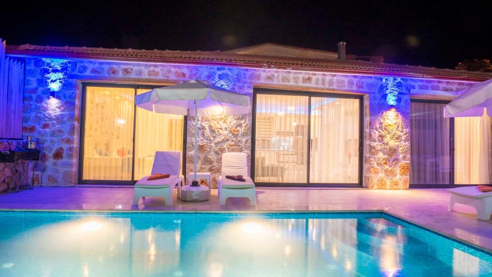 Villa Pamir — 16