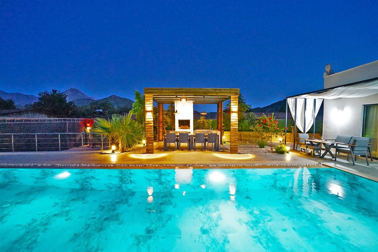 Villa Mamon Luxury Life — 141