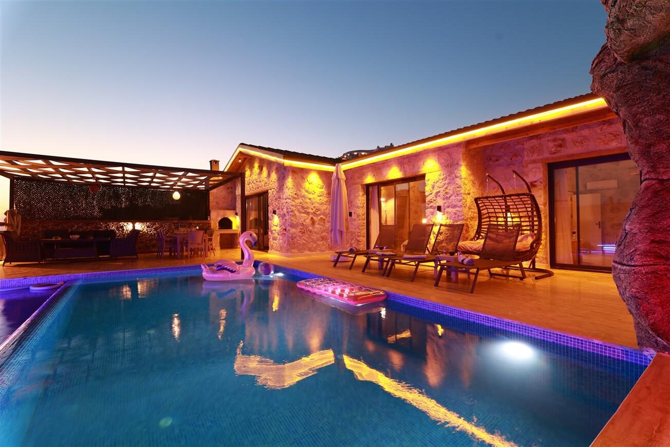 Villa Jungle — 11