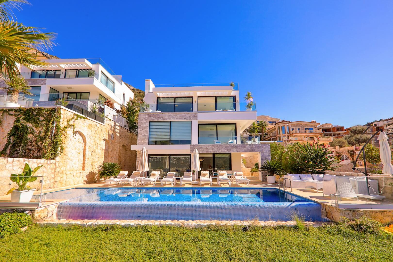 Villa Setara — 12