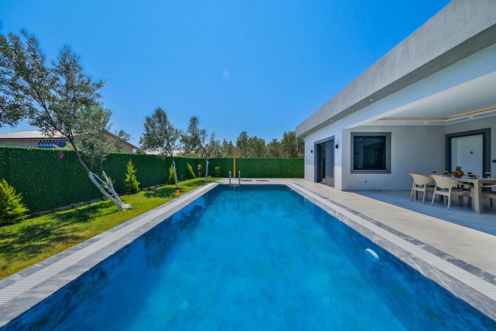 Villa Olive — 2