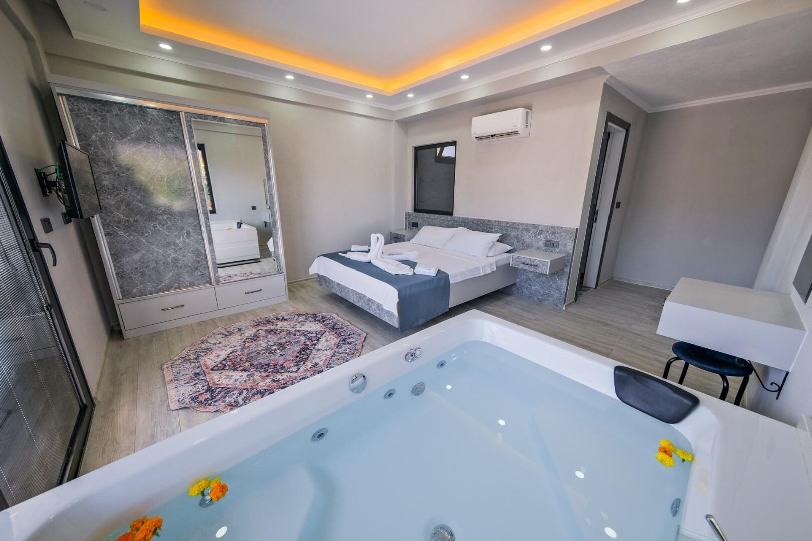 Villa Olive — 36