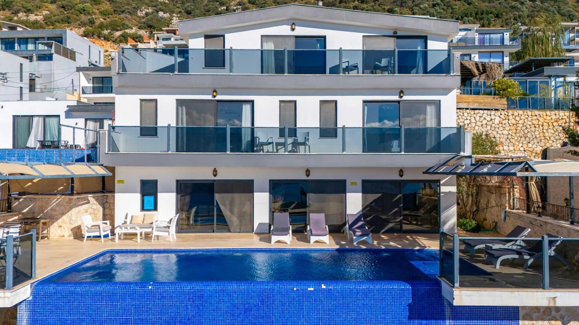 Villa April — 6