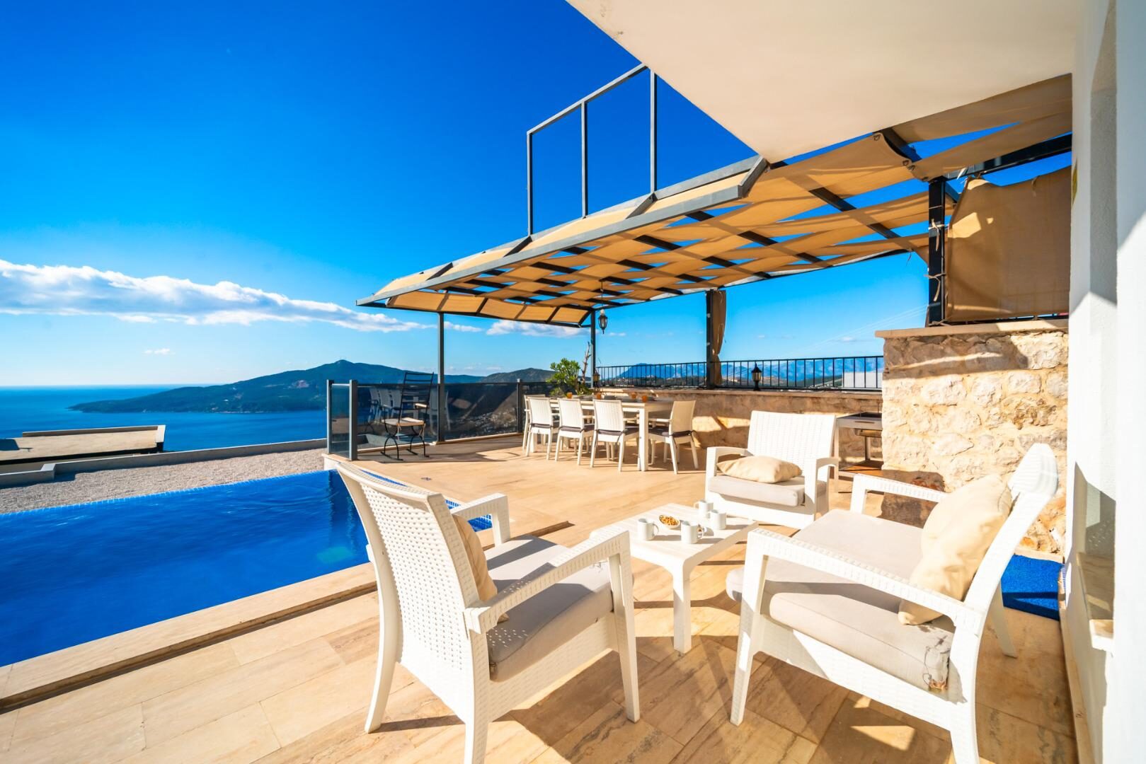 Villa April — 15