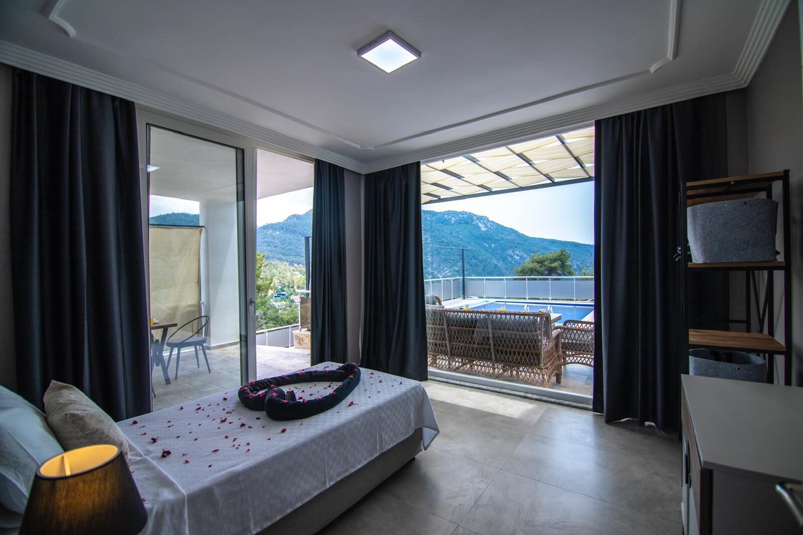 Villa Sultana — 29