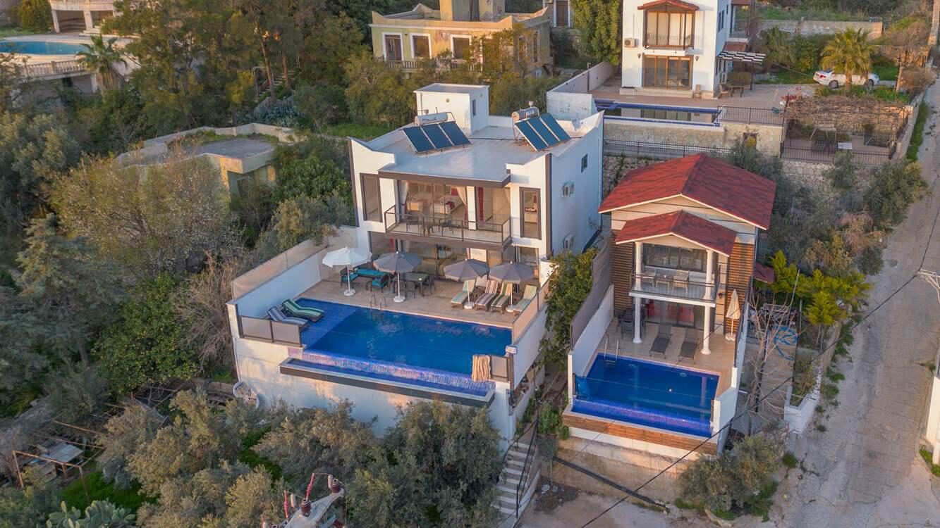 Villa Bercesti — 19
