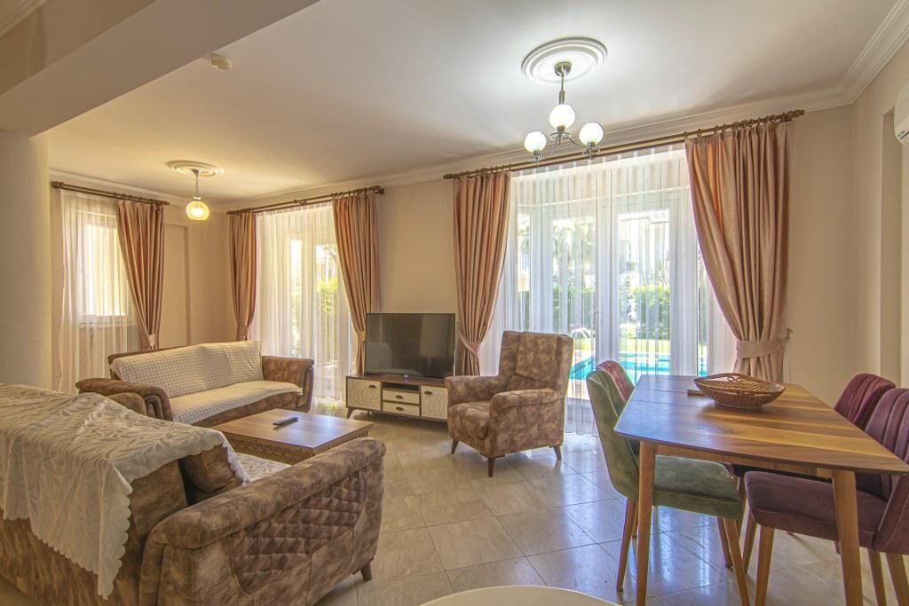 Villa Pearl 8 — 7