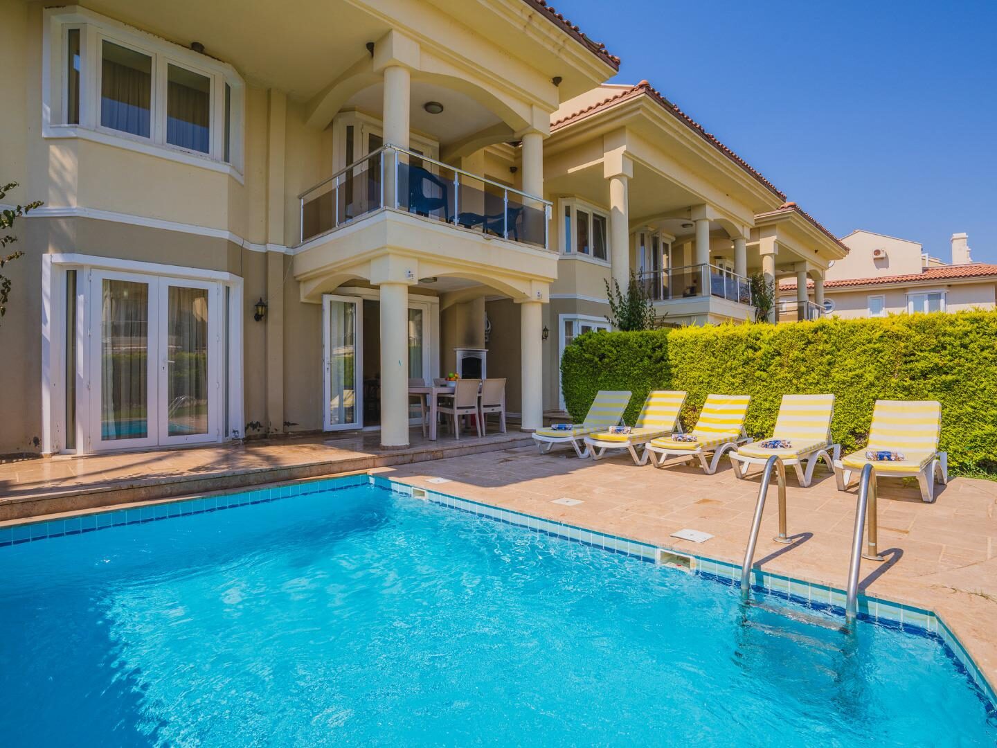 Villa Pearl 7 — 7