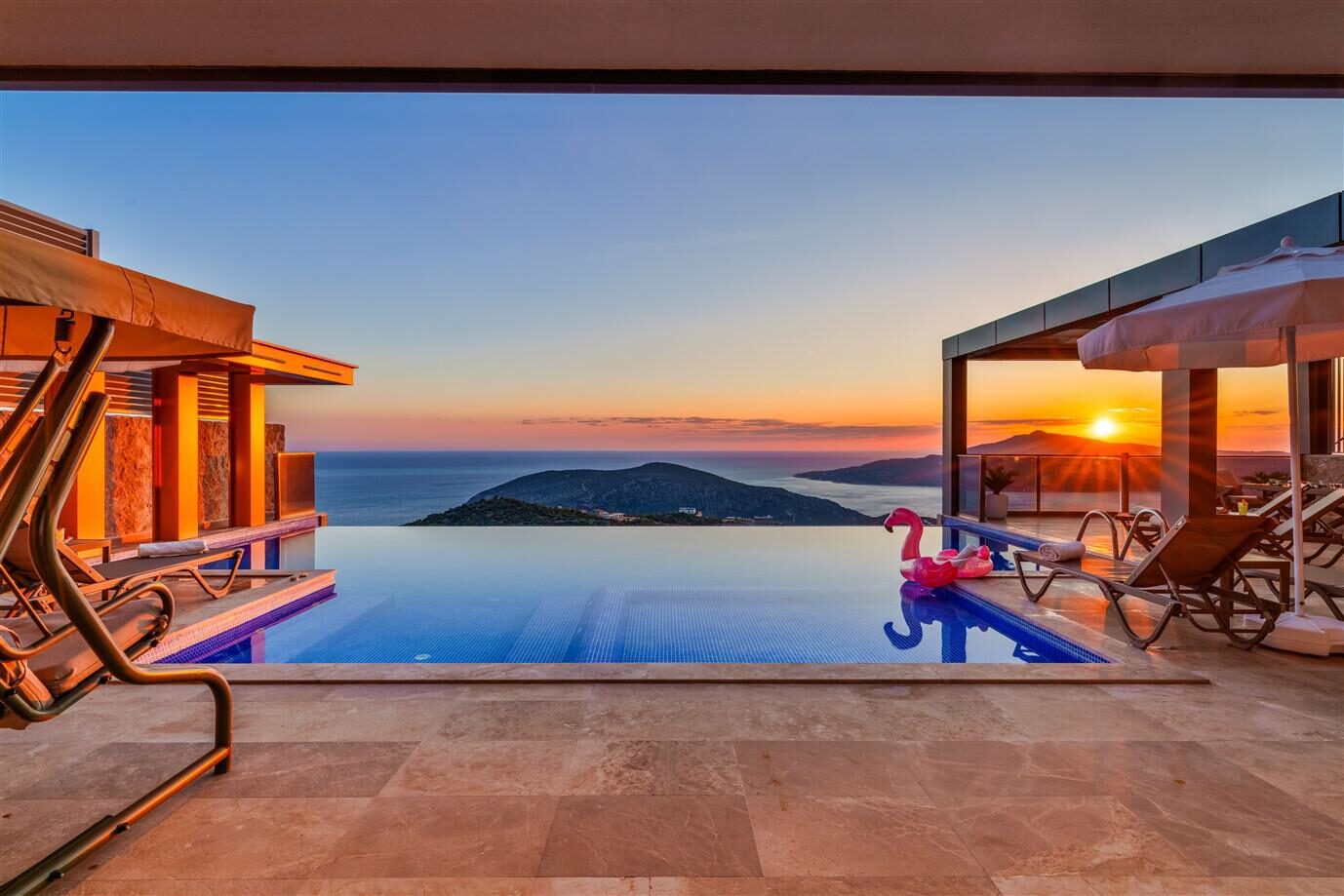 Villa Voyage — 7