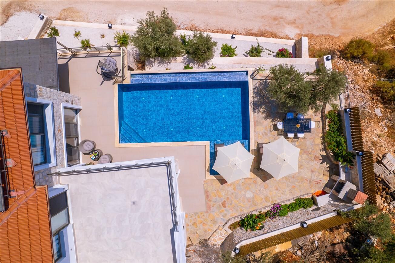 Villa Eterna — 56