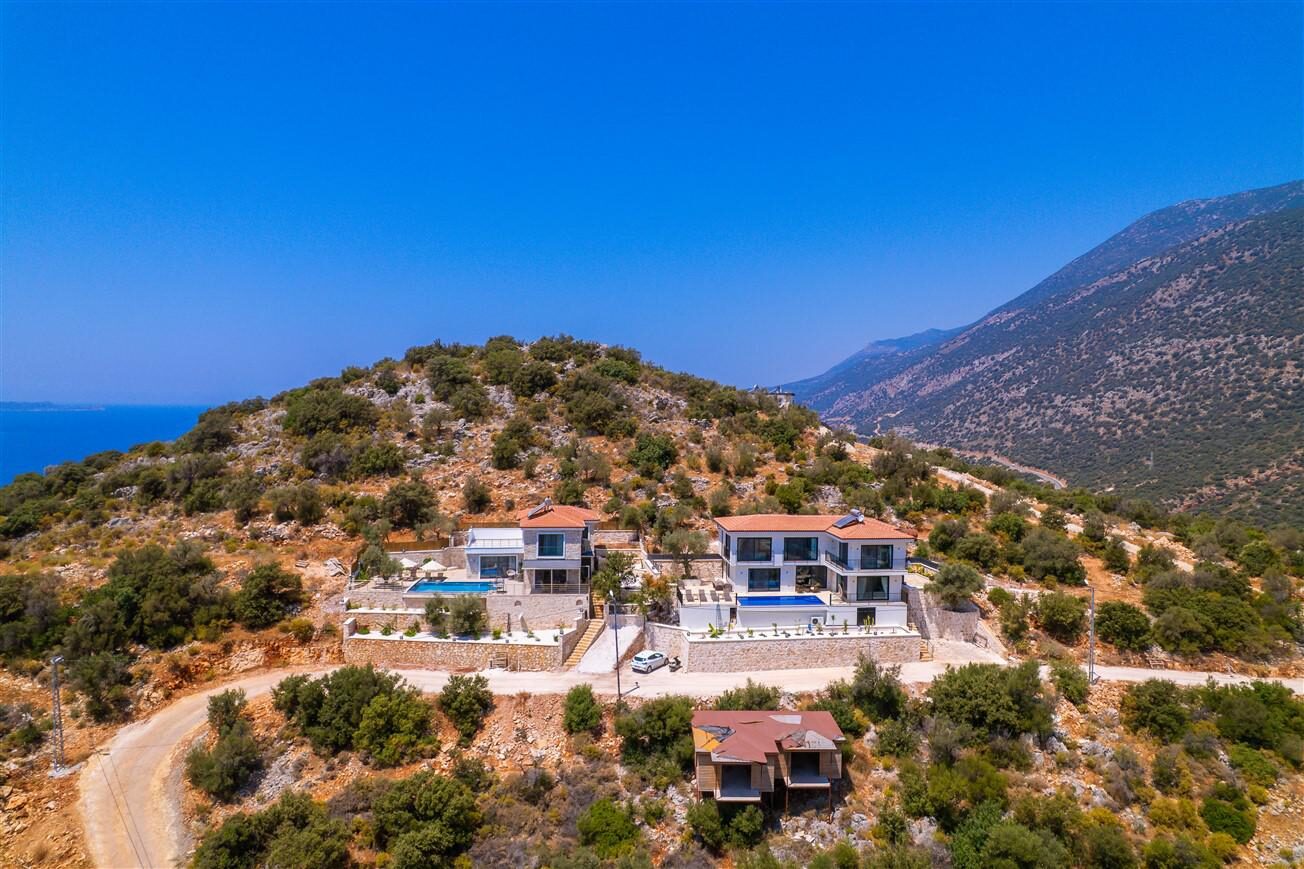 Villa Eterna — 80