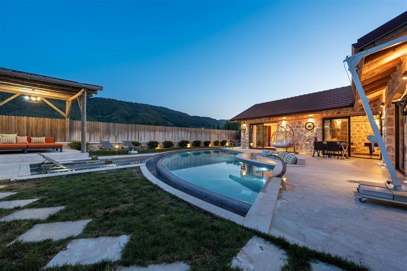 Villa Topcu Stone — 21