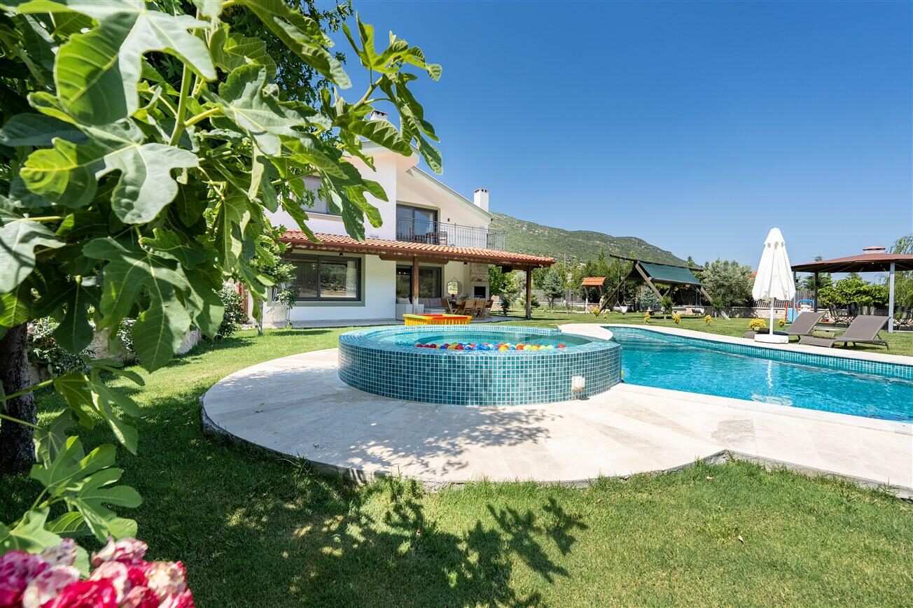 Villa Topcu Garden — 18