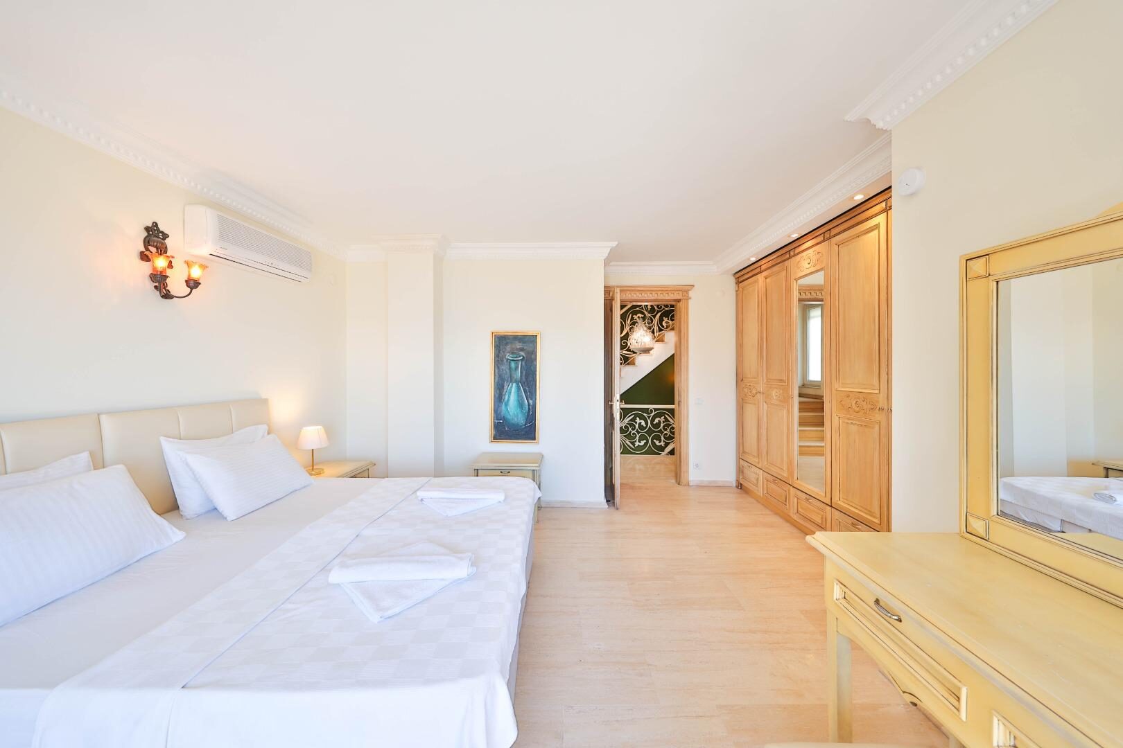 Villa Noyan — 47