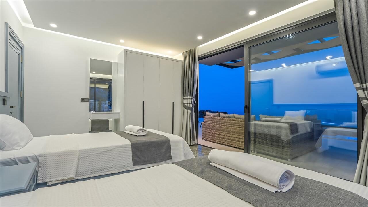 Villa Sun — 90