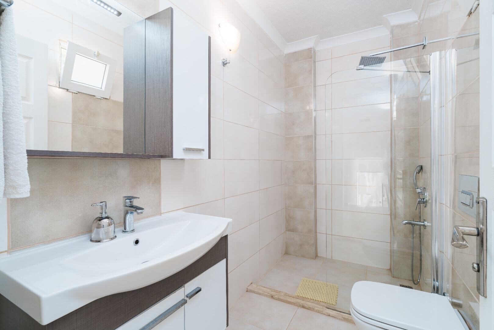 Villa Truva — 33