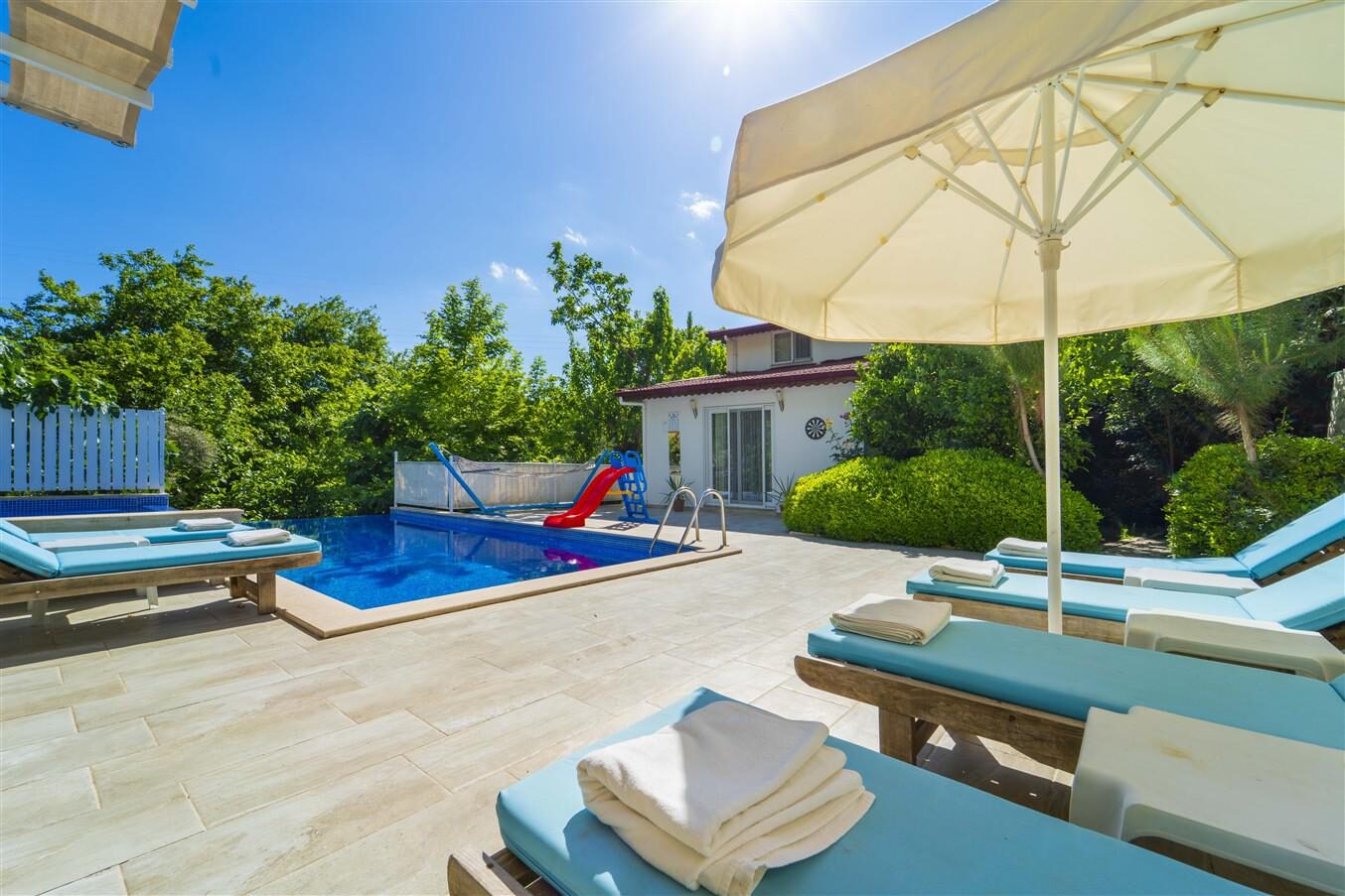 Villa Botanik — 4