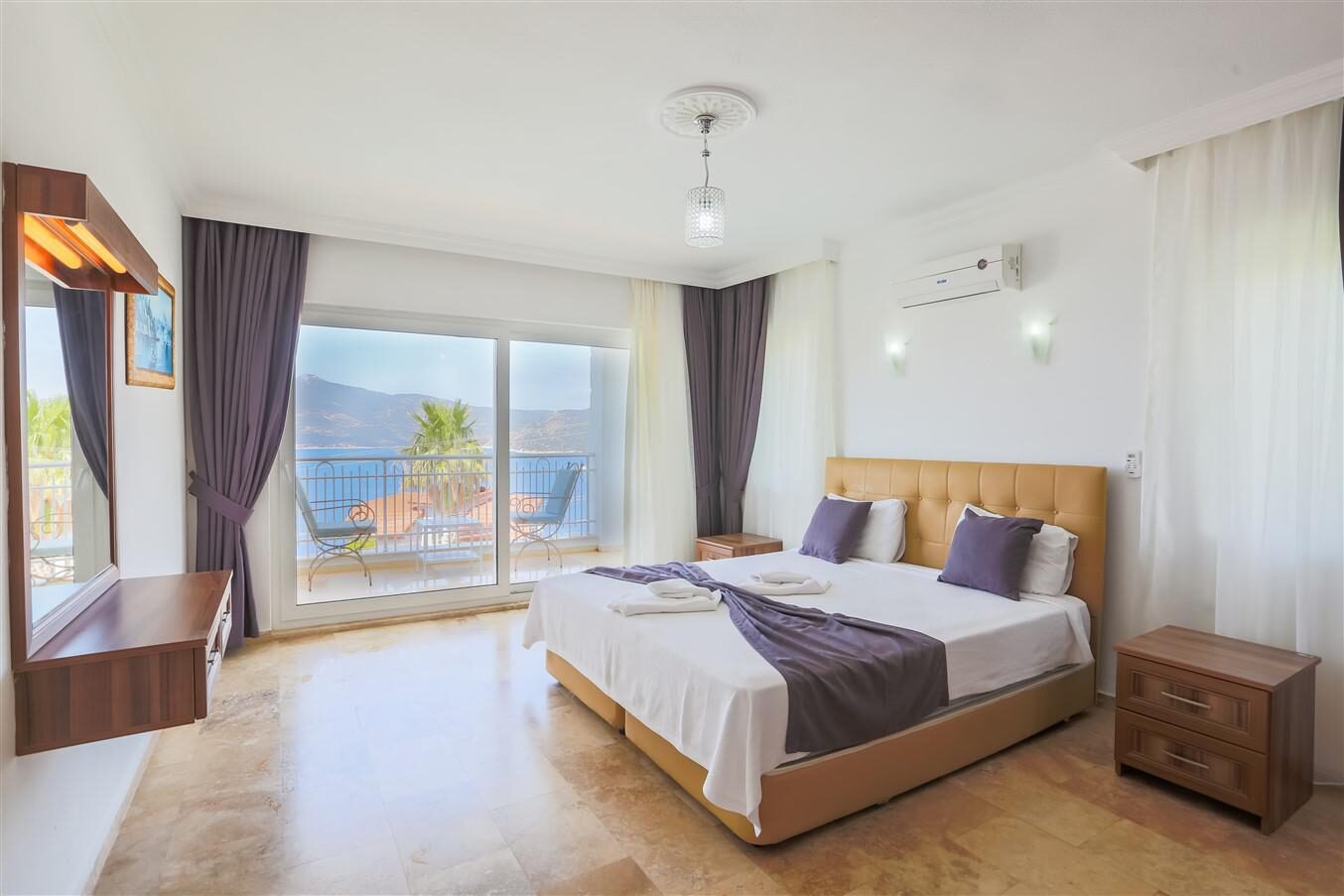 Villa Baysal Bergamot — 15