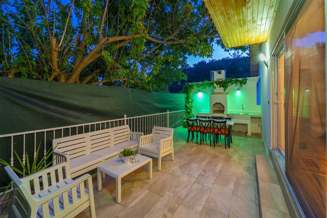 Villa Botanik — 19