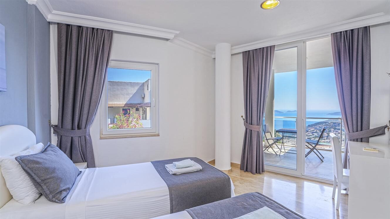 Villa Neptune — 12