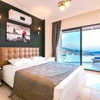 Villa Hills Stone Heart — 11