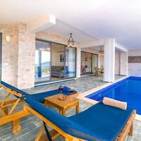 Villa Hills Spring — 1