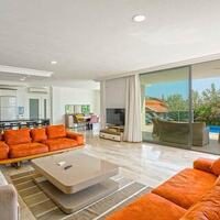Villa Greenscape — 14