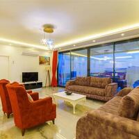 Villa Twins 1 — 65