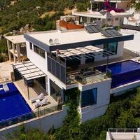 Villa Twins 1 — 72