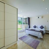 Villa Lumiere 3 — 58