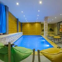 Villa Tarz — 1