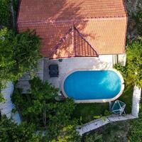 Villa Pandora 3 — 4
