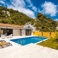 Villa Medis 2 — 3