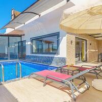 Villa Yaz 4 — 7
