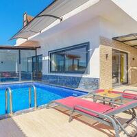 Villa Yaz 4 — 10