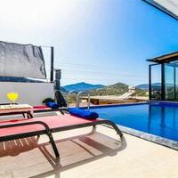 Villa Yaz 4 — 12
