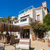 Villa Tashla — 19