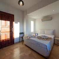 Villa Caledonia — 25