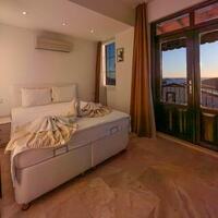 Villa Caledonia — 26