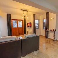 Villa Caledonia — 44