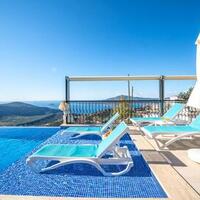 Villa Spring — 25