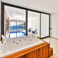 Villa Royal Romeo — 11