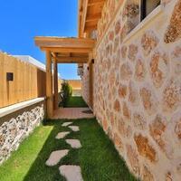 Villa Happiness — 25